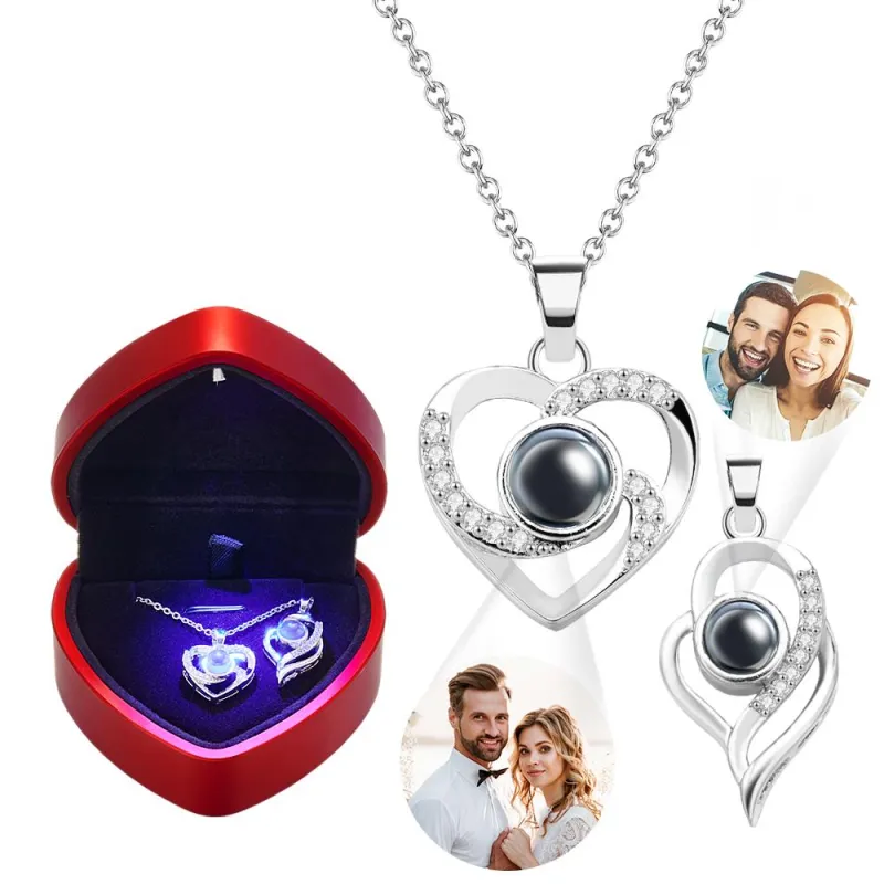 2 Pcs Pendants Photo Projection Heart Pendant Necklace Gifts for Women Mom with Led Light Heart Gift Box Valentine's Day Gifts