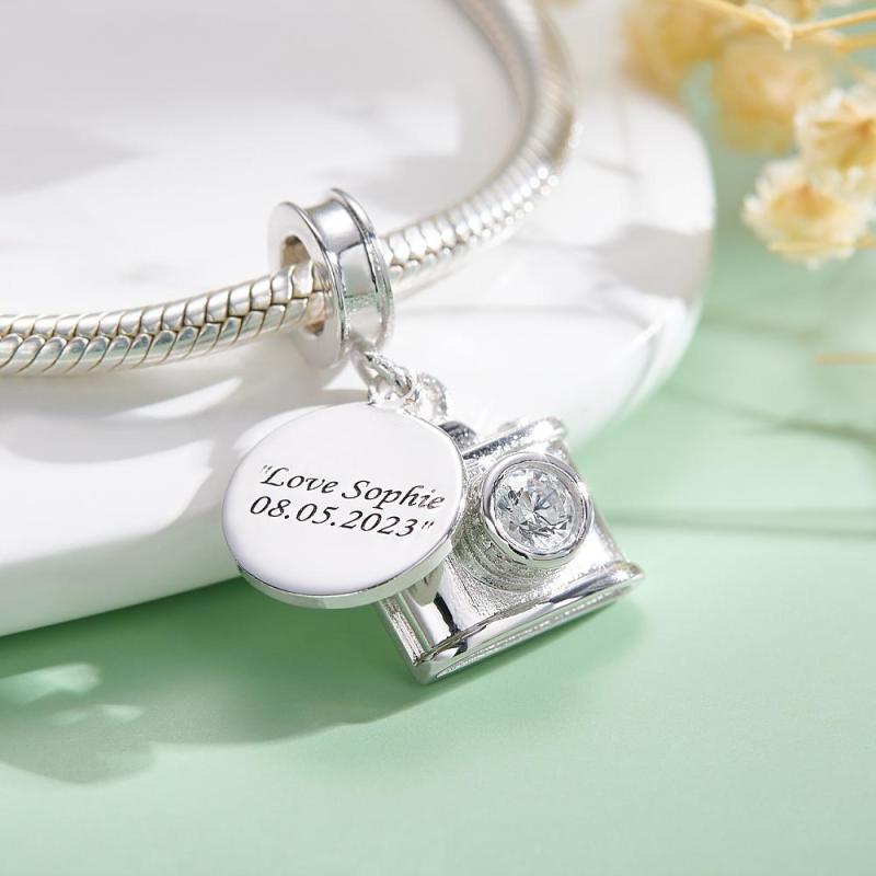 Custom Engraved Charm Diamond Camera Fashion Gift 2