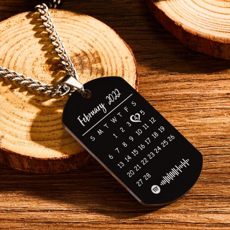 Custom Engraved Spotify Photo Necklace With Custom Calendar Perfect Anniversary Gift For Beloved One 2