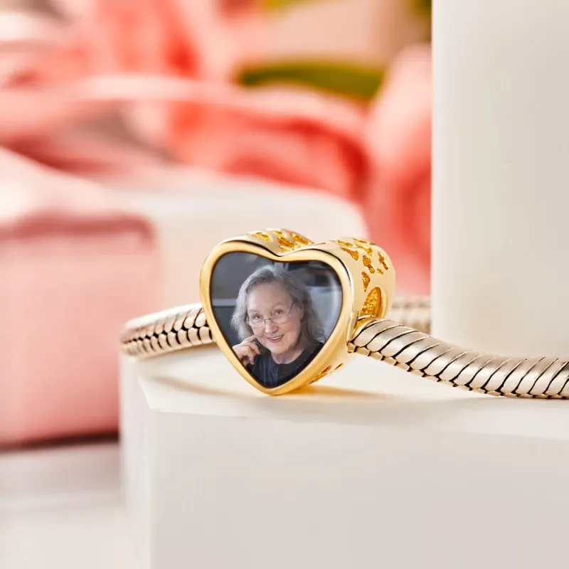 Custom Photo Charm Heart-shaped Hollow Carved Commemorative Gifts for Grandma 2