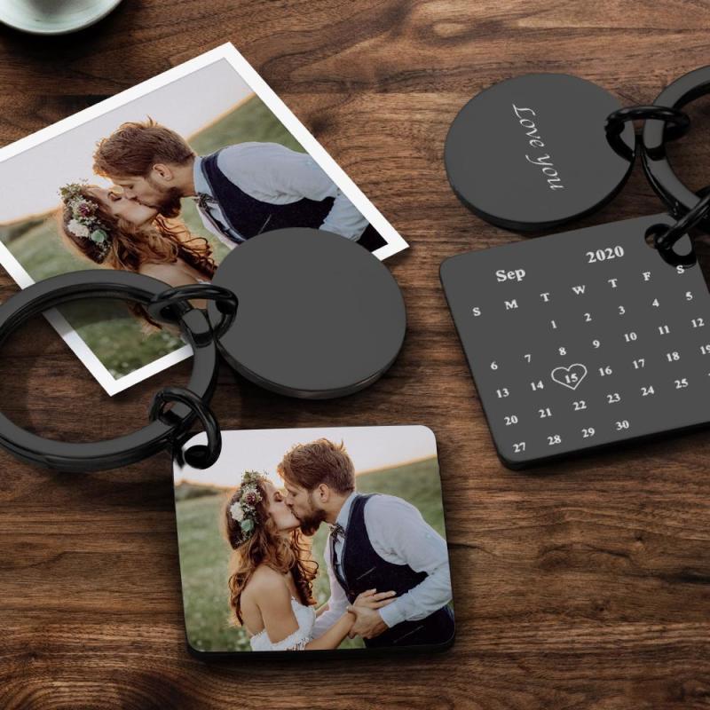 Custom Photo Keychain Engraved Calendar Keychain Gifts For Father 2