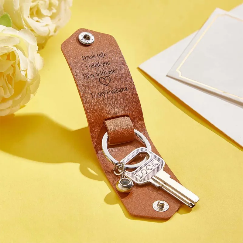 Custom Text Engraved Leather Keychain Drive Safe Keychain Personalized Photo Projection Gifts for Boyfriend 1