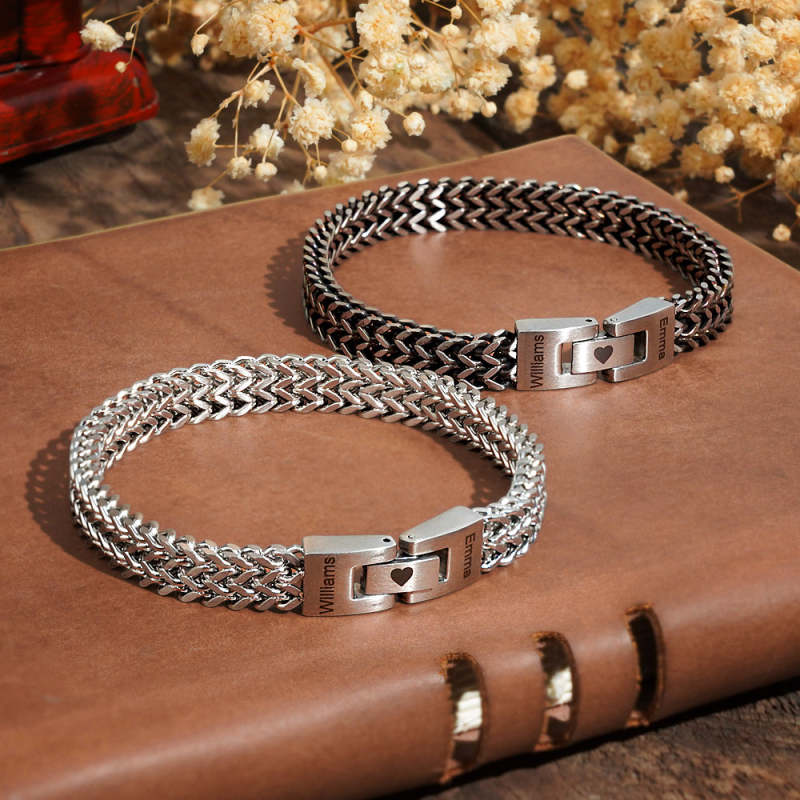 Personalized Men's Stainless Steel Interlocking Bracelet with Engraved Names Bracelet Gift for Him 1