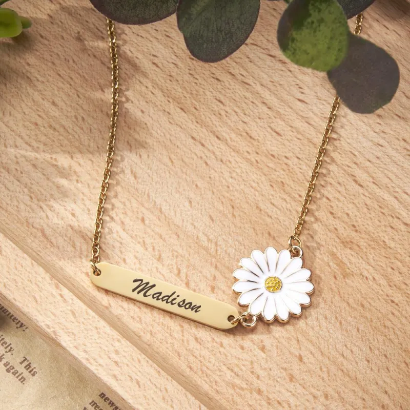 Personalized Name Daisy Necklace Gold Nameplate Charm Unique Gift for Her 1