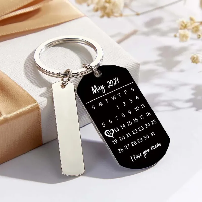 Personalized Spotify Calendar Keychain Custom Picture & Music Song Code Couples Photo Keyring Gift for Mother 2