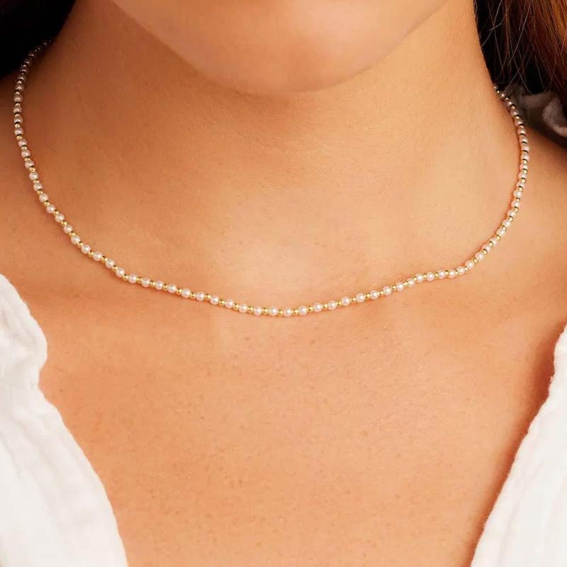 Poppy Pearl Necklace Gold Minimalist Chain Dainty and Thin Necklace 2