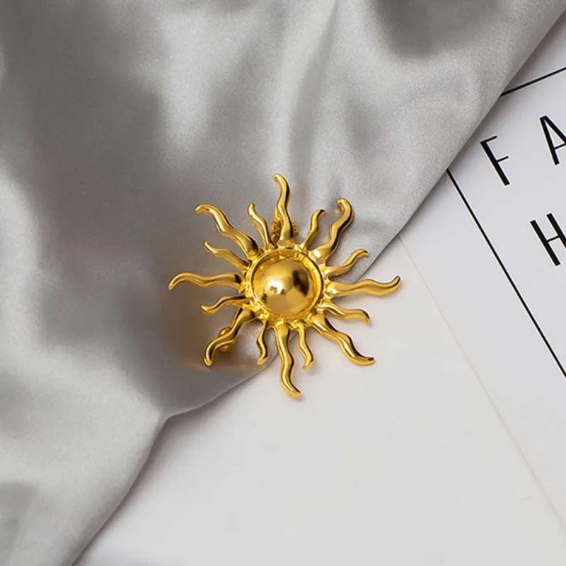 Sun Brooch Vintage Gold Sun Pin Birthday Romantic Gift For Her 3